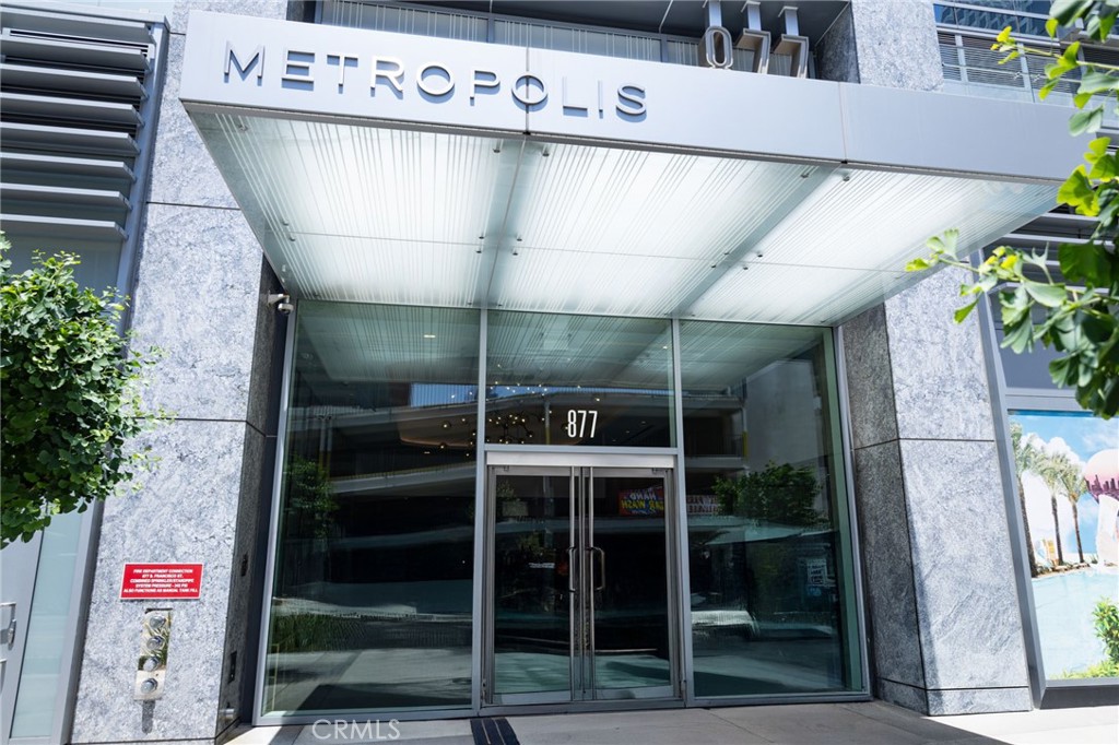 877 Francisco Street 1105