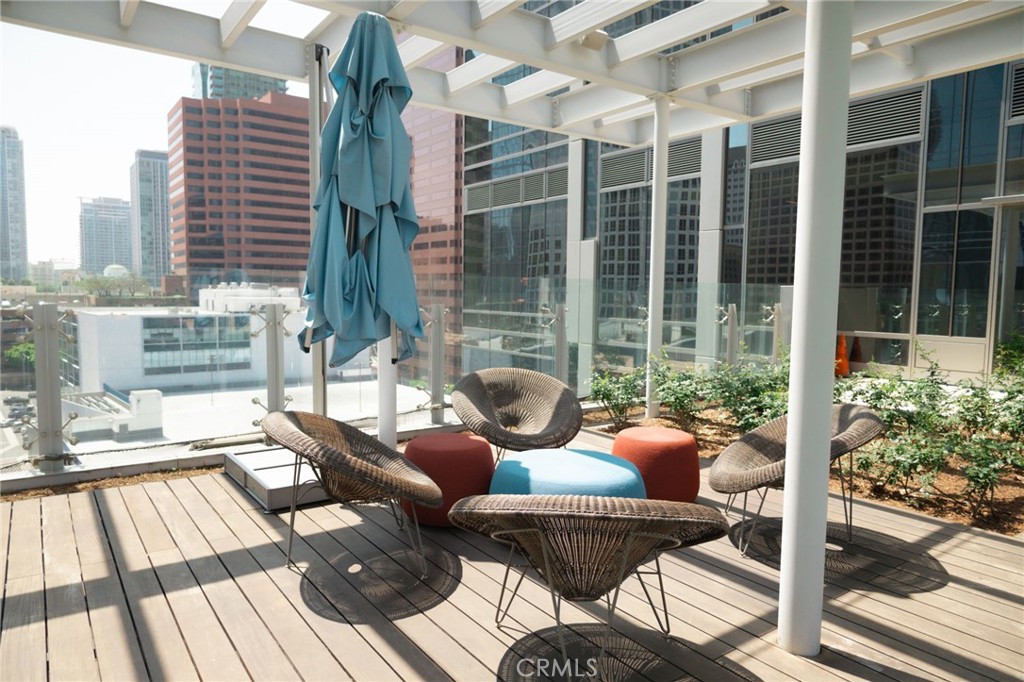 877 Francisco Street 1105