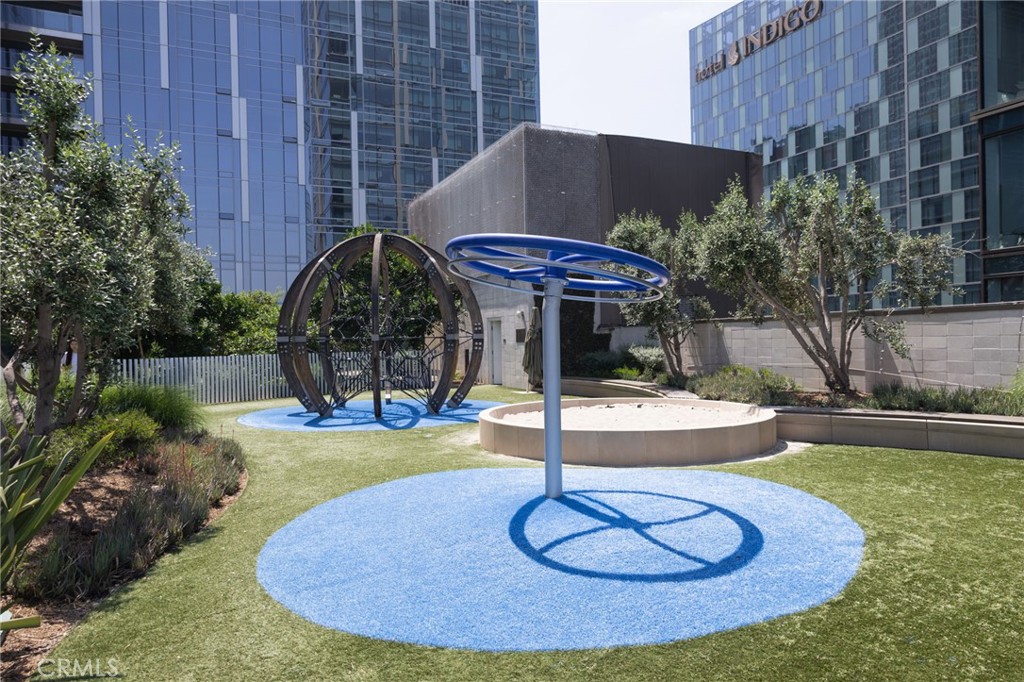 877 Francisco Street 1105