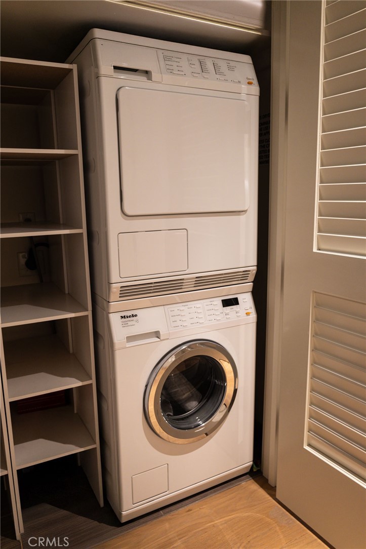 877 Francisco Street 1105