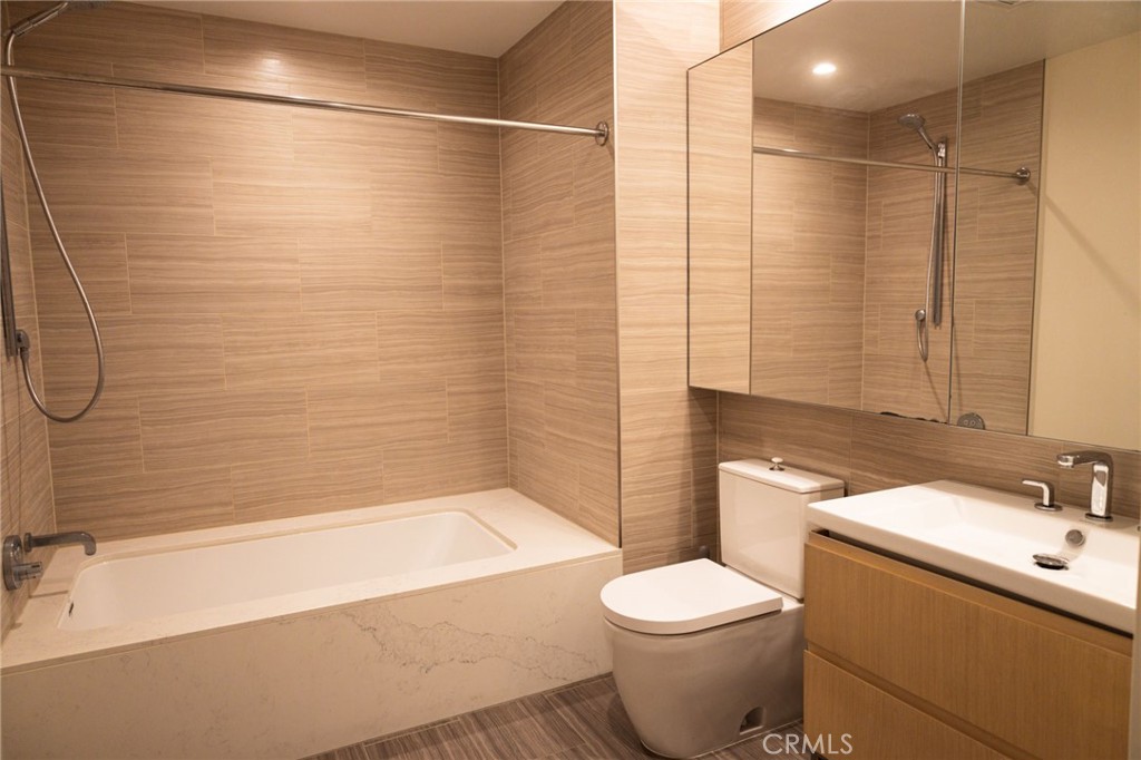 877 Francisco Street 1105