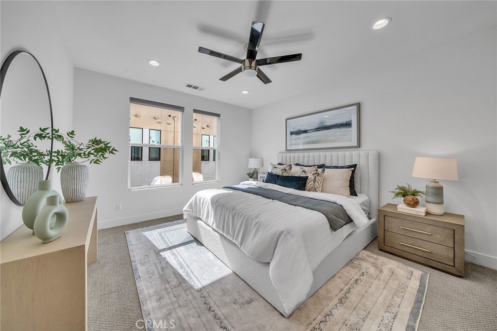 687 Doheny