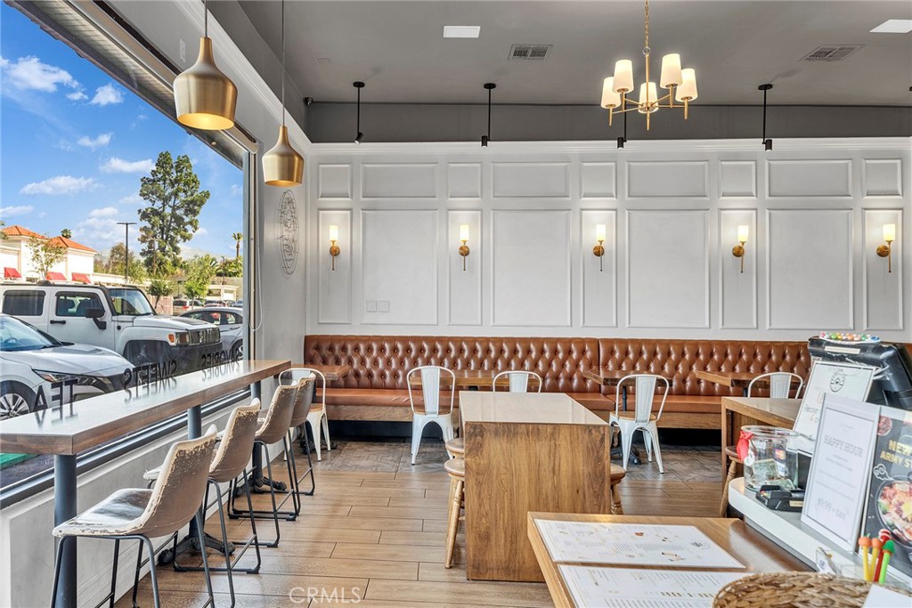 992 E Alosta Avenue B