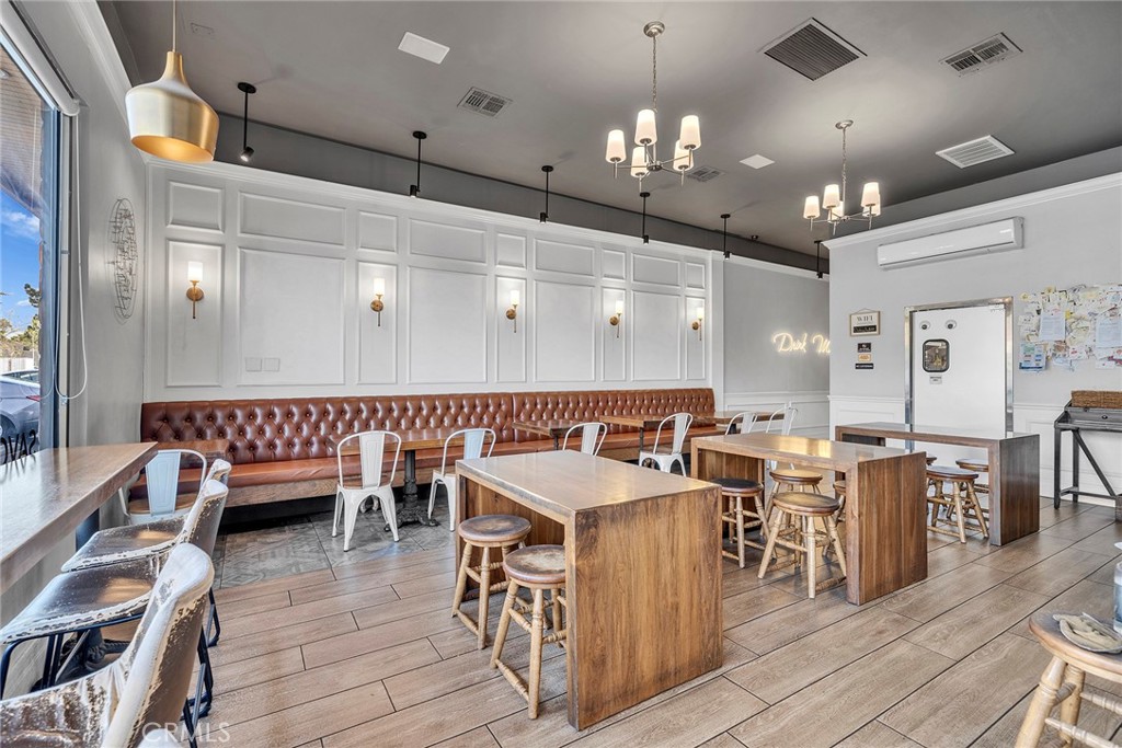 992 E Alosta Avenue B