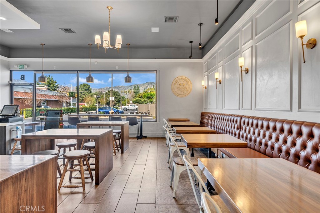 992 E Alosta Avenue B