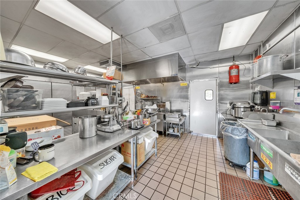 992 E Alosta Avenue B