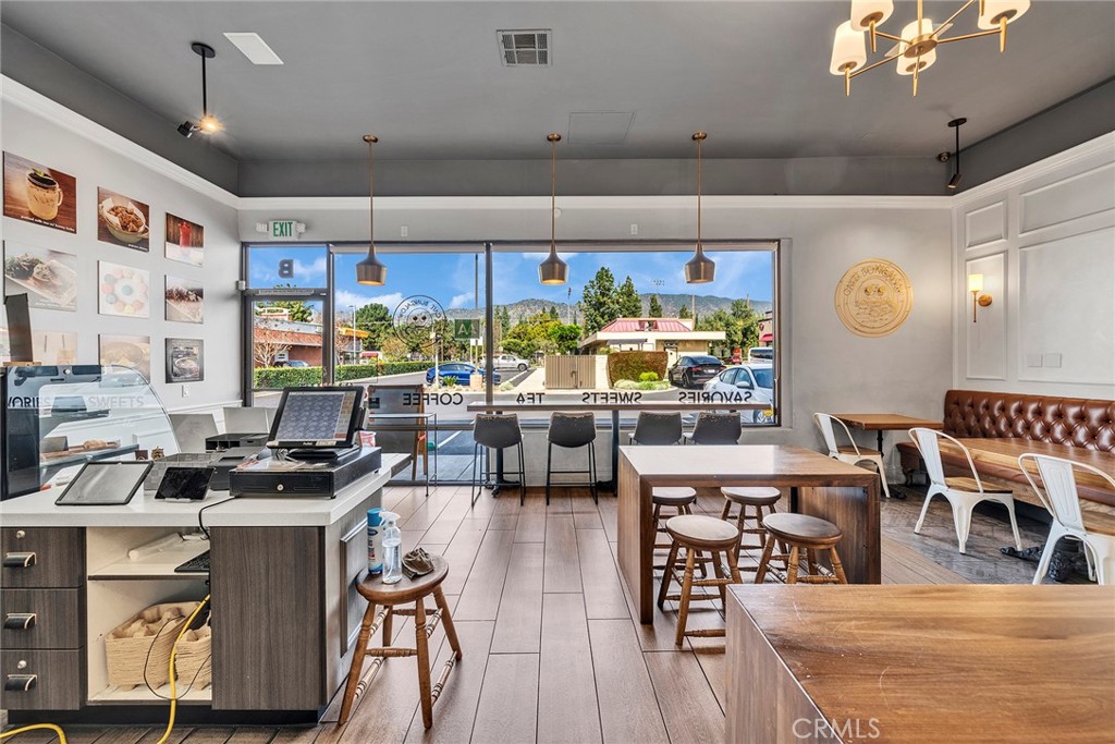 992 E Alosta Avenue B