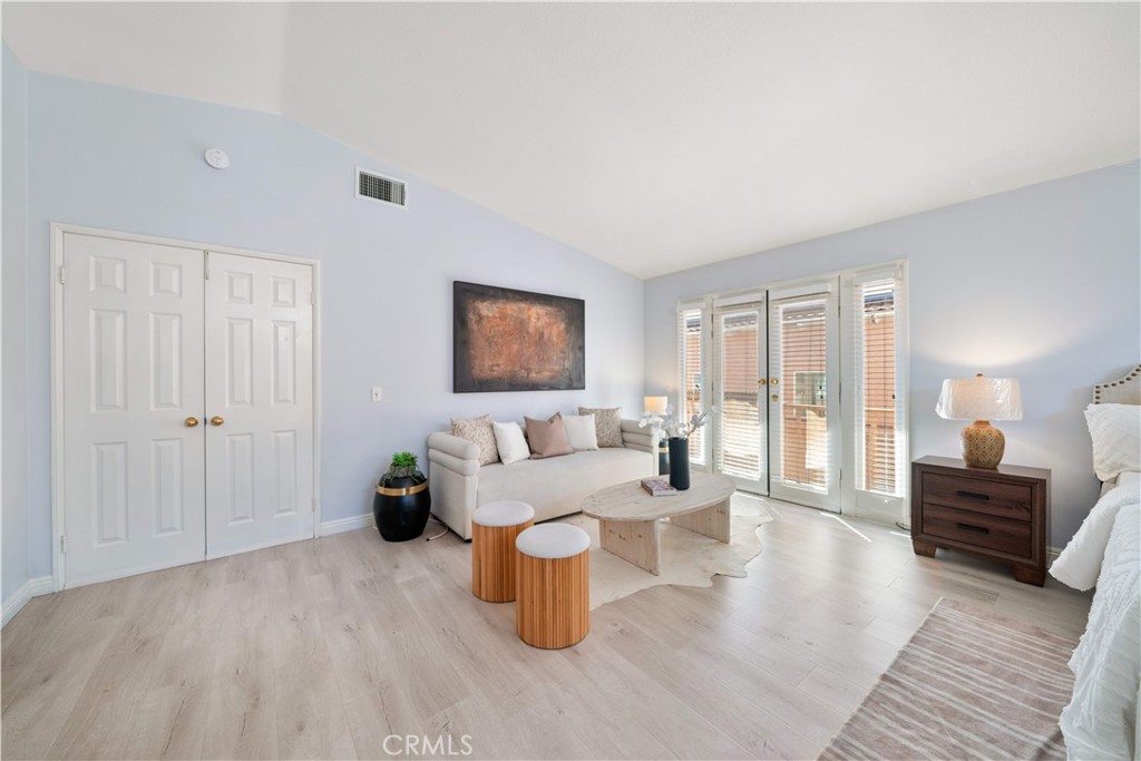 688 N Rimsdale Avenue 13