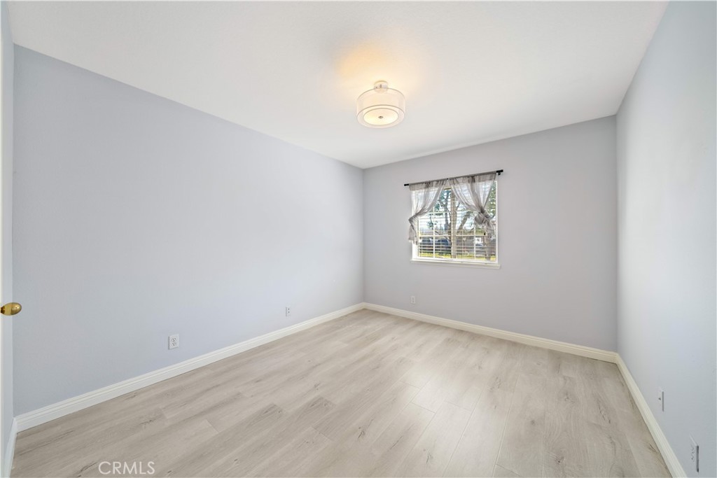 688 N Rimsdale Avenue 13