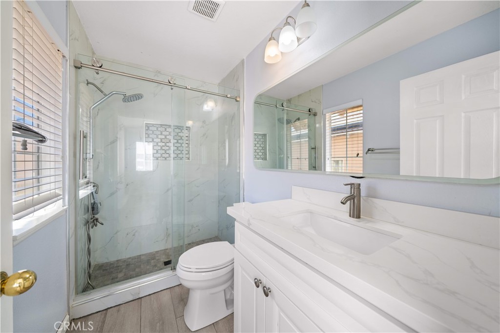 688 N Rimsdale Avenue 13