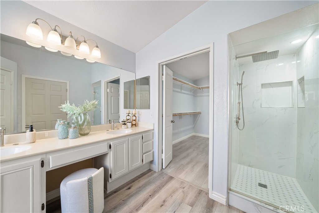 688 N Rimsdale Avenue 13