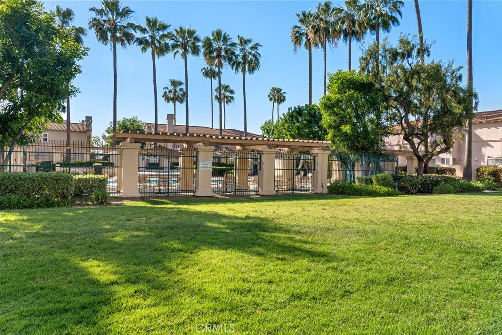 688 N Rimsdale Avenue 13