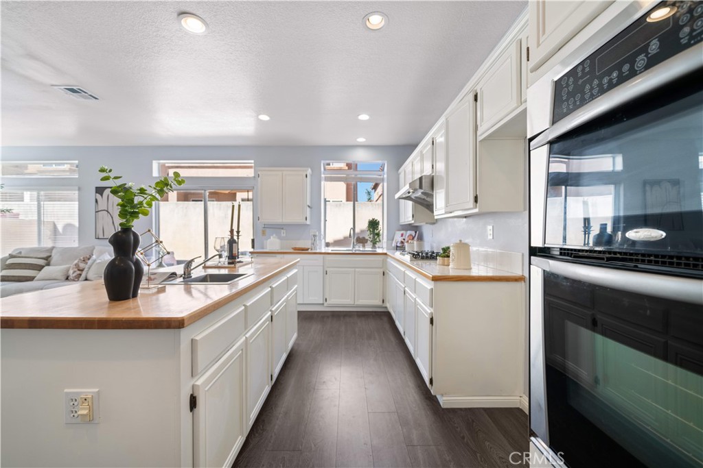 688 N Rimsdale Avenue 13