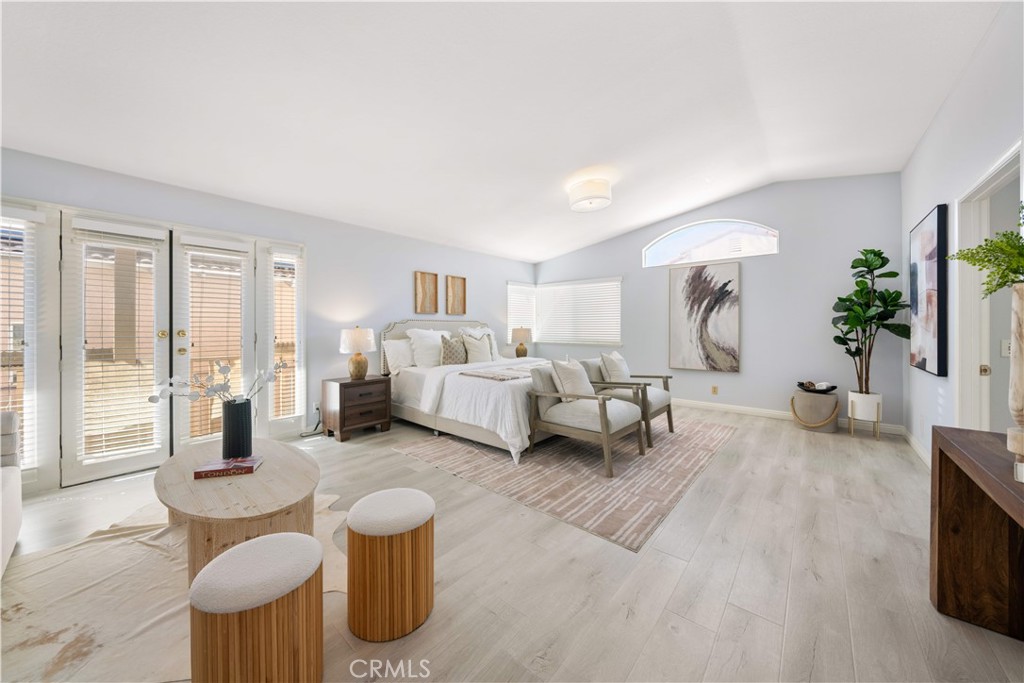 688 N Rimsdale Avenue 13