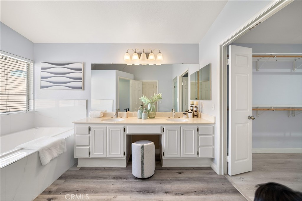 688 N Rimsdale Avenue 13