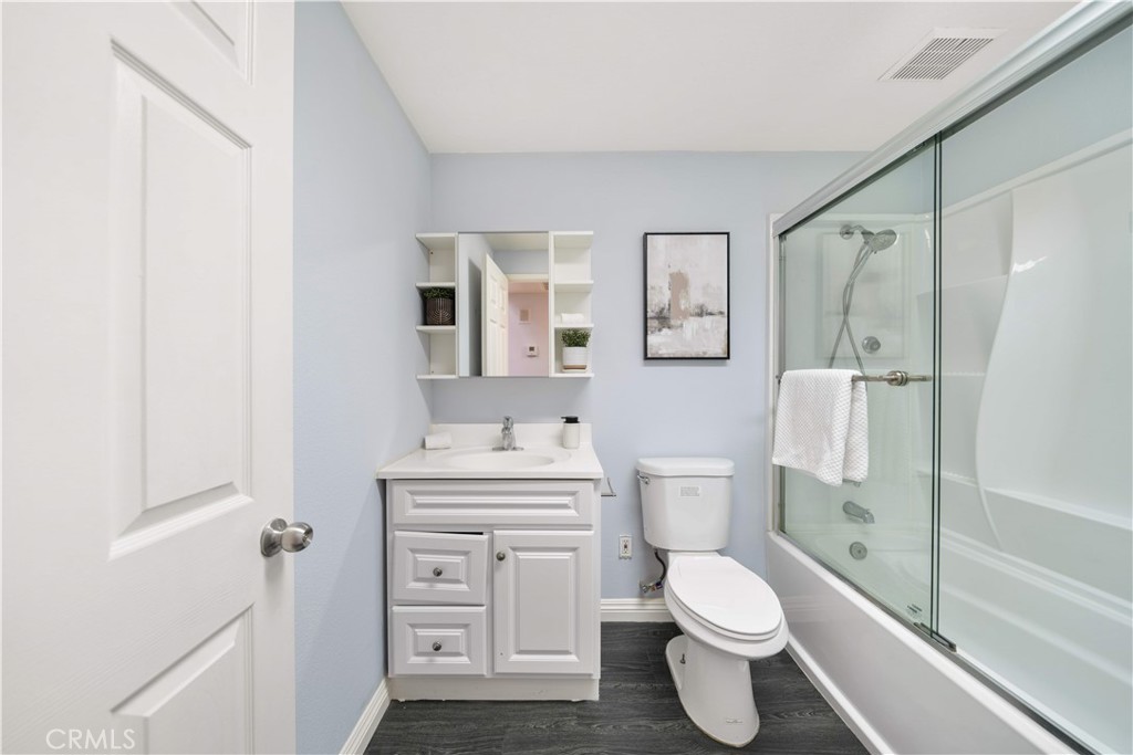 688 N Rimsdale Avenue 13