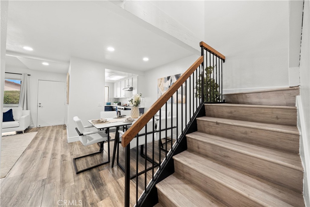 2008 E 5th Street