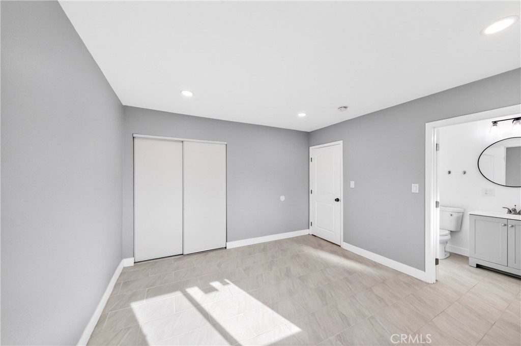 2643 10th Street