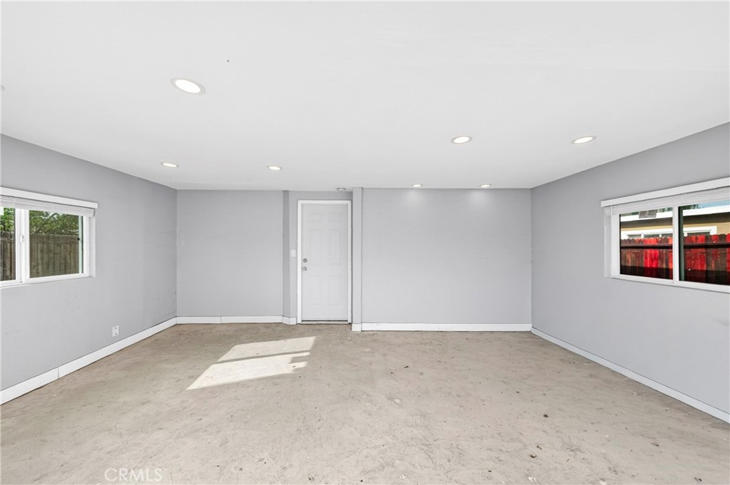 2643 10th Street
