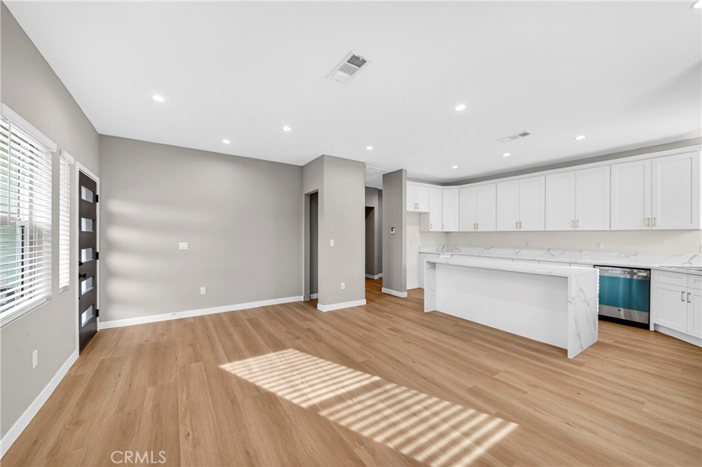 2643 10th Street