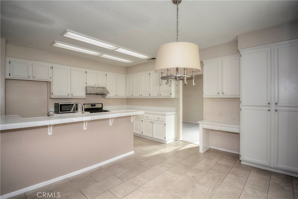 7437 Carrollton