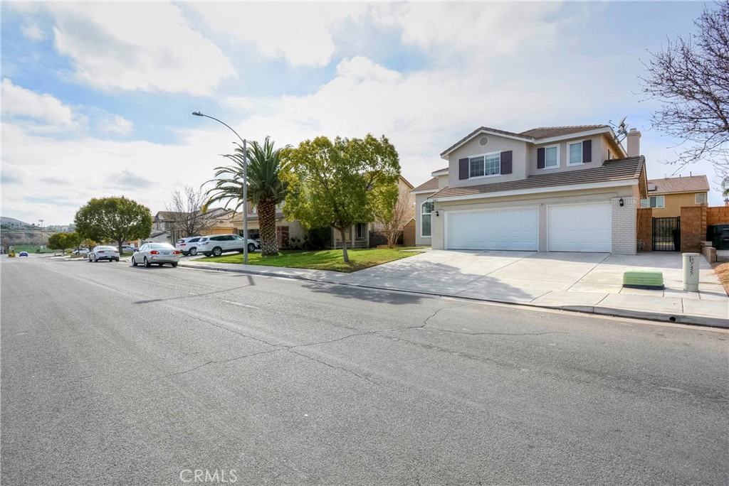 7437 Carrollton