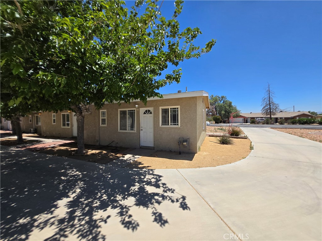 16340 Villa 1