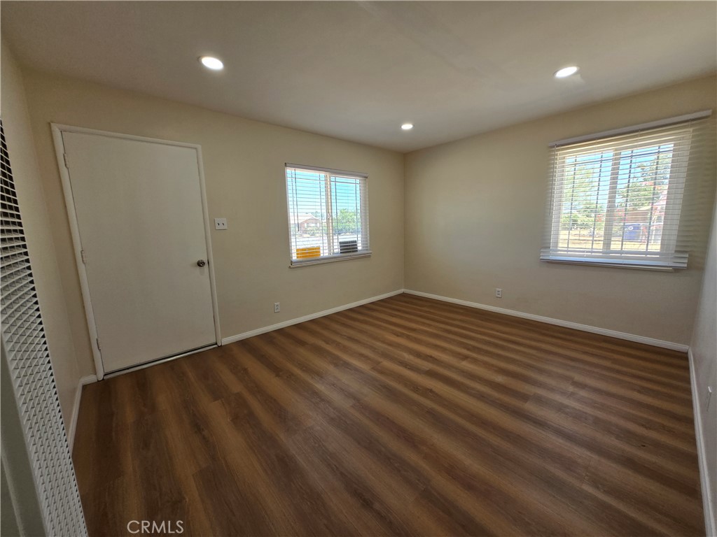 16340 Villa 1