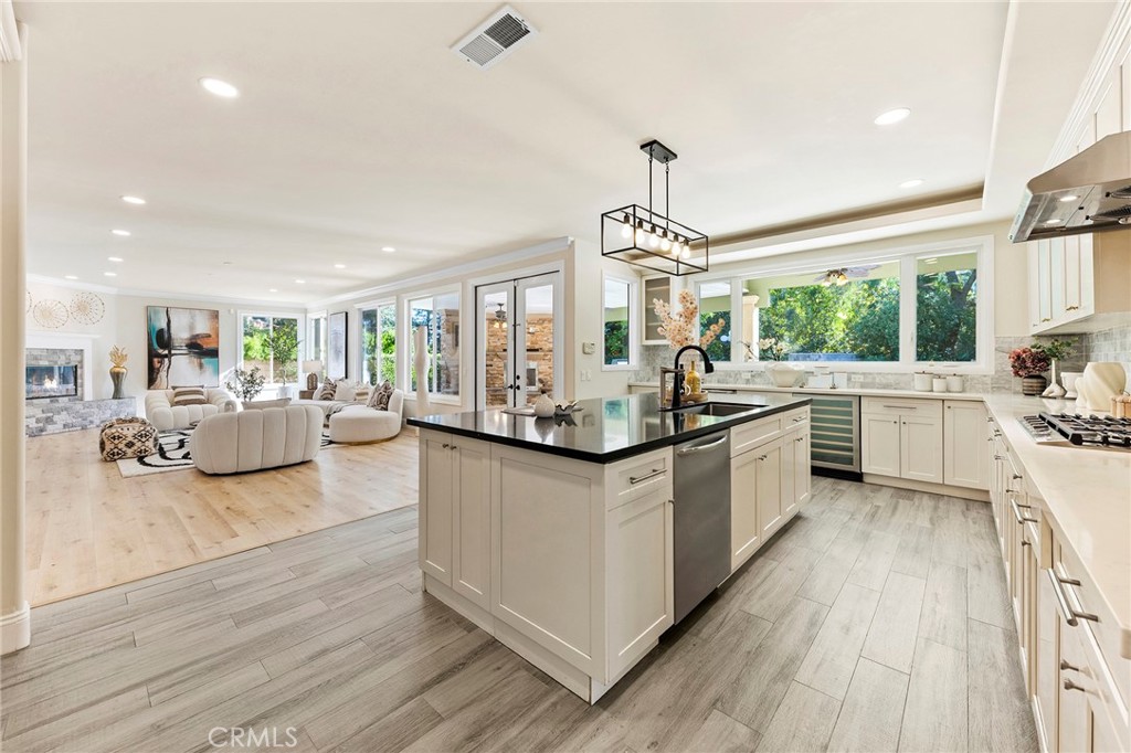 14008 Giant Forest Loop