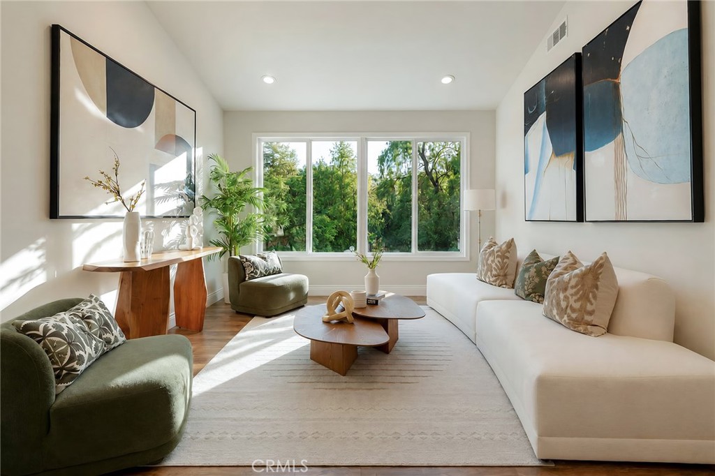 14008 Giant Forest Loop