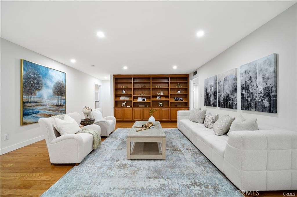 2545 Scenic Ridge