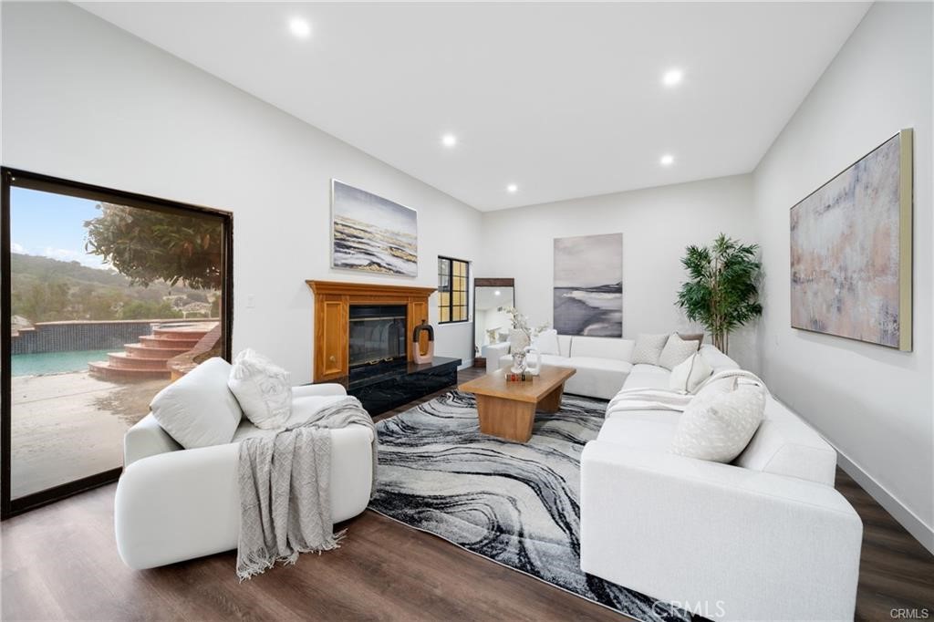 2545 Scenic Ridge