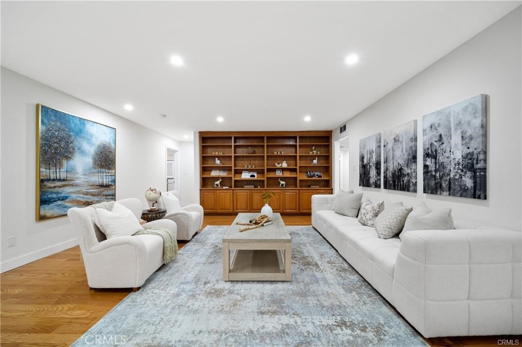 2545 Scenic Ridge