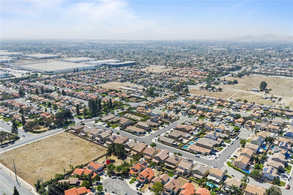 17044 Cerritos