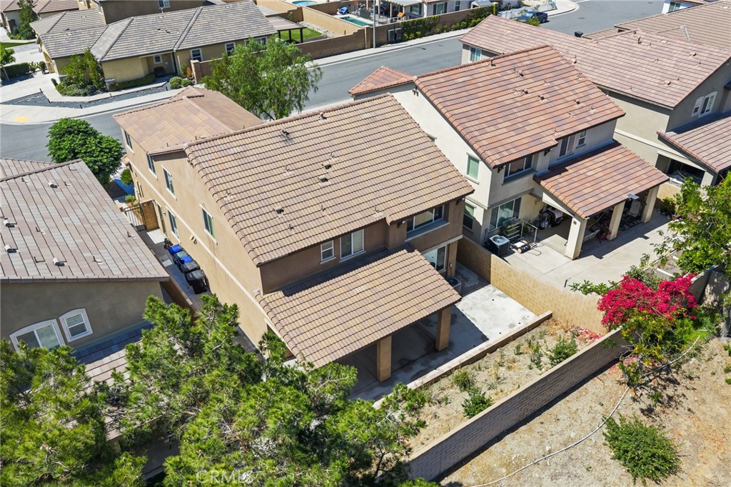 17044 Cerritos