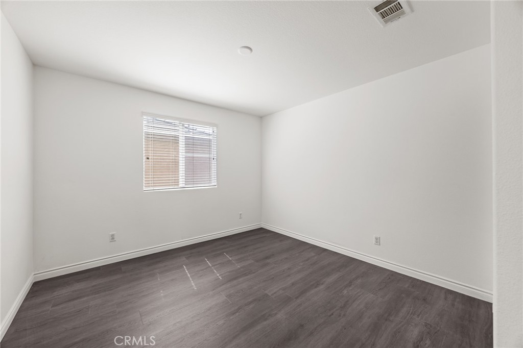 17044 Cerritos