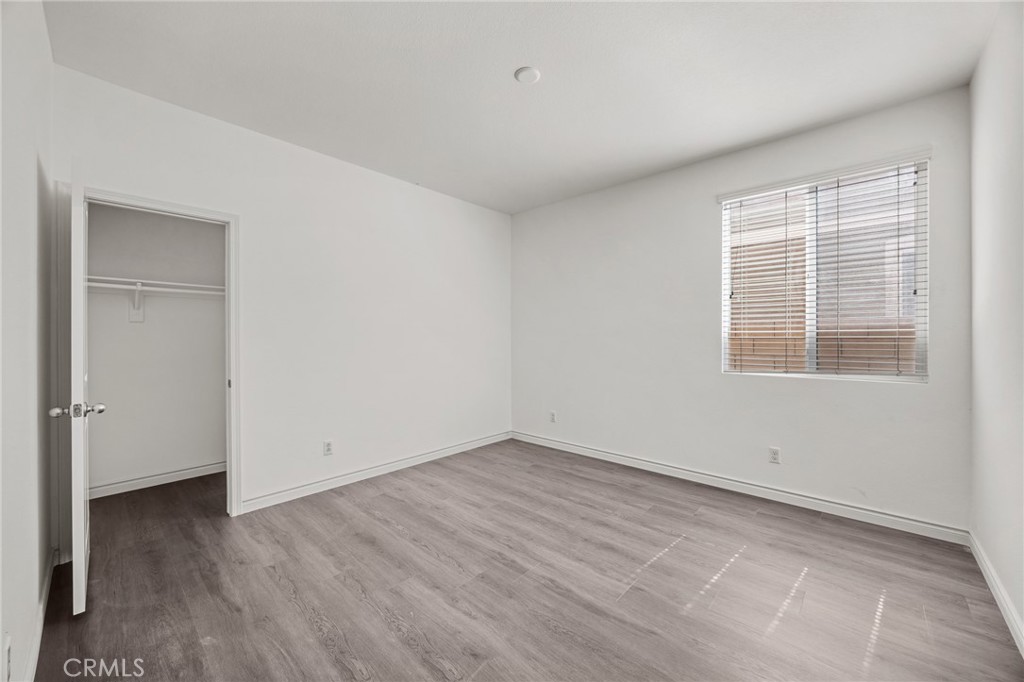17044 Cerritos