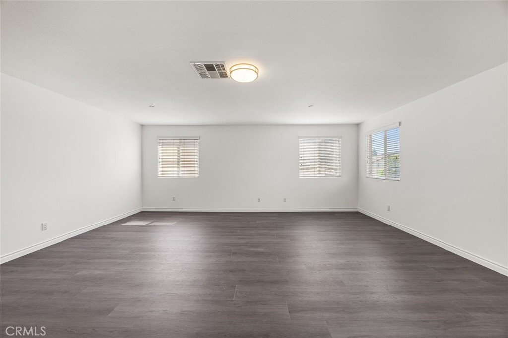 17044 Cerritos