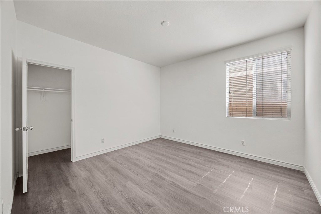 17044 Cerritos