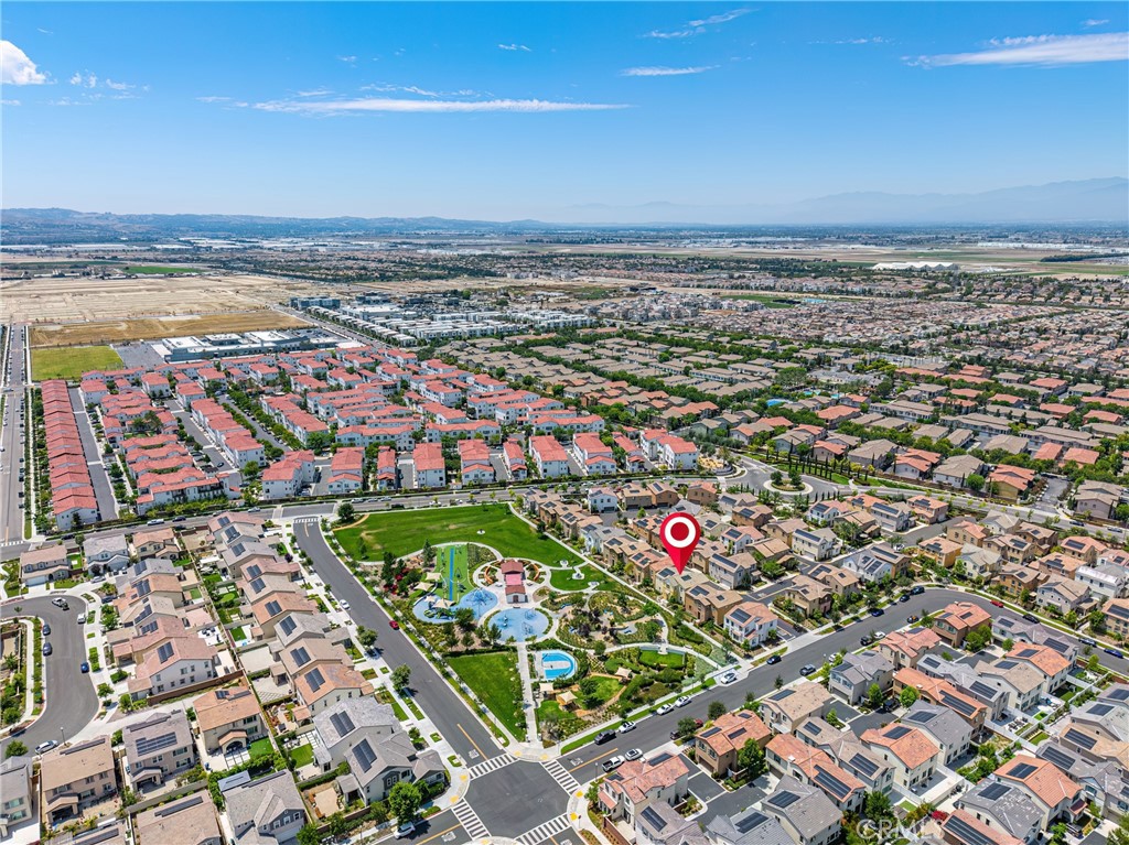 8757 Roving Place