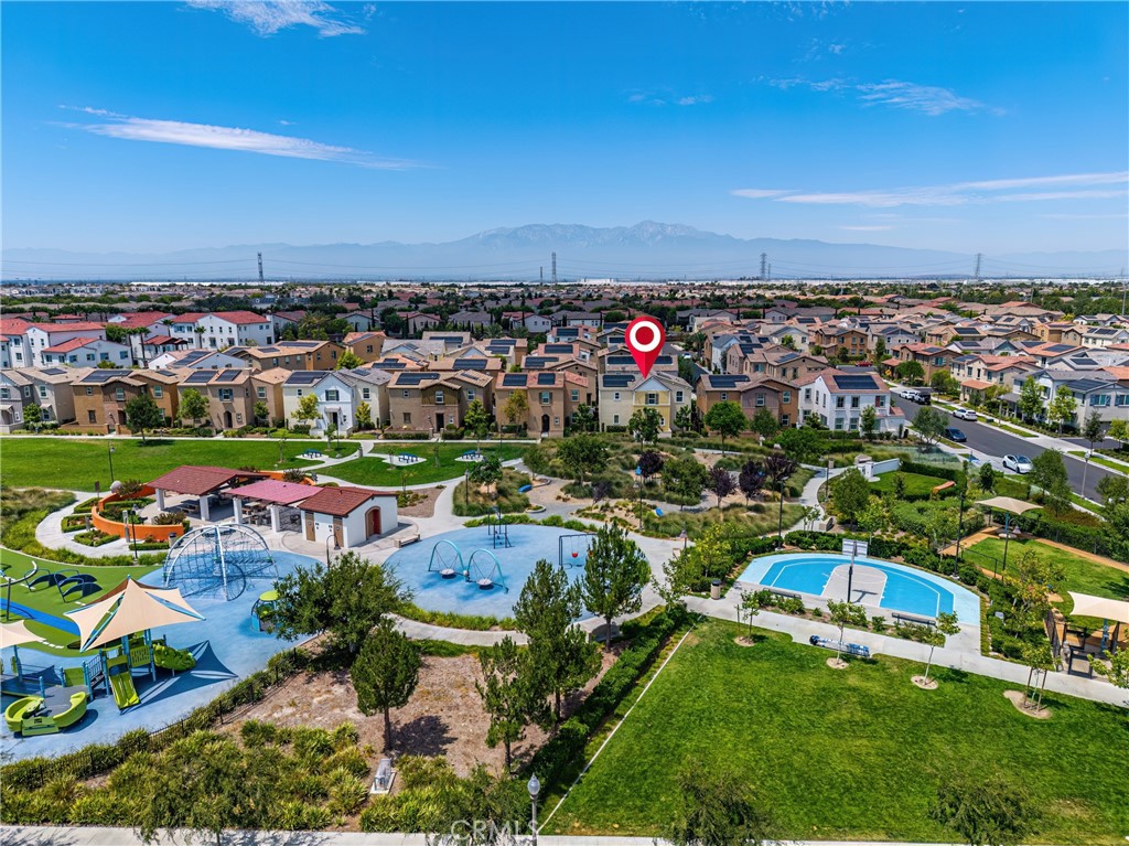 8757 Roving Place