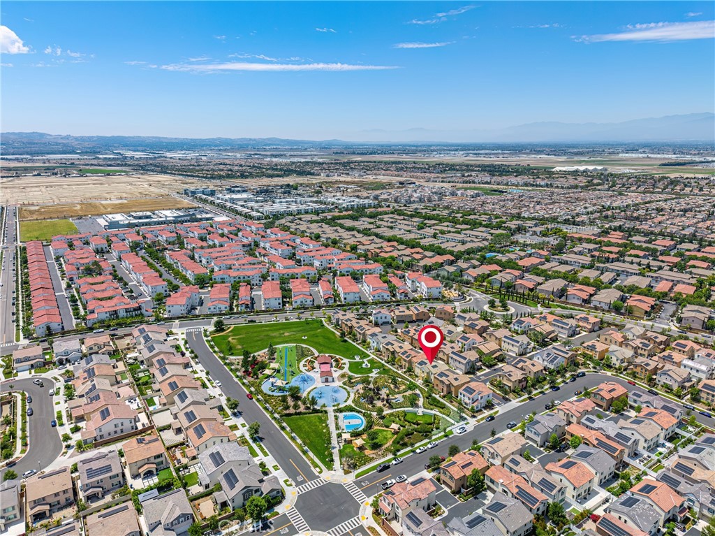 8757 Roving Place