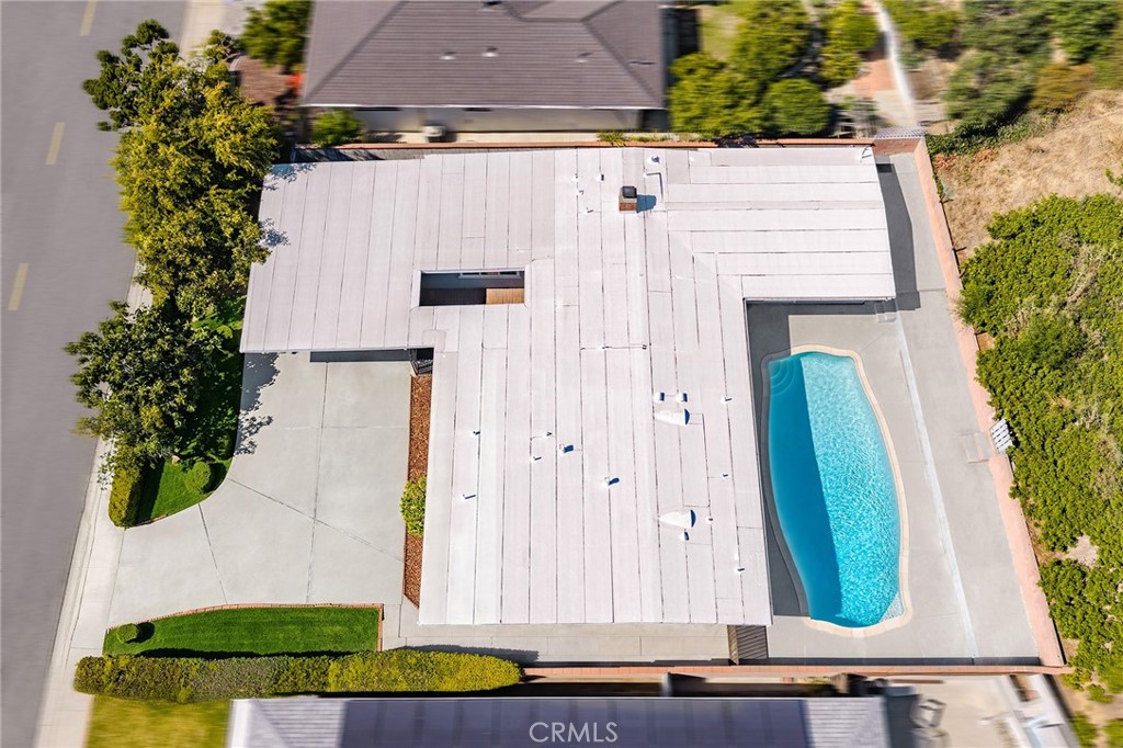 1400 Loma Verde