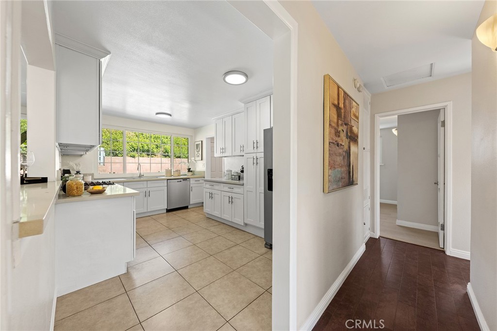 1400 Loma Verde