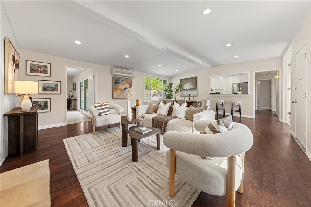 1400 Loma Verde