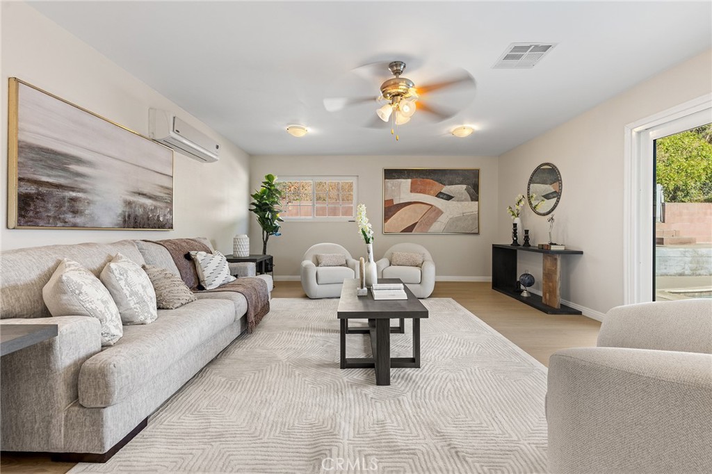 1400 Loma Verde