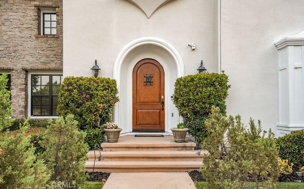 4215 Hidden Oaks