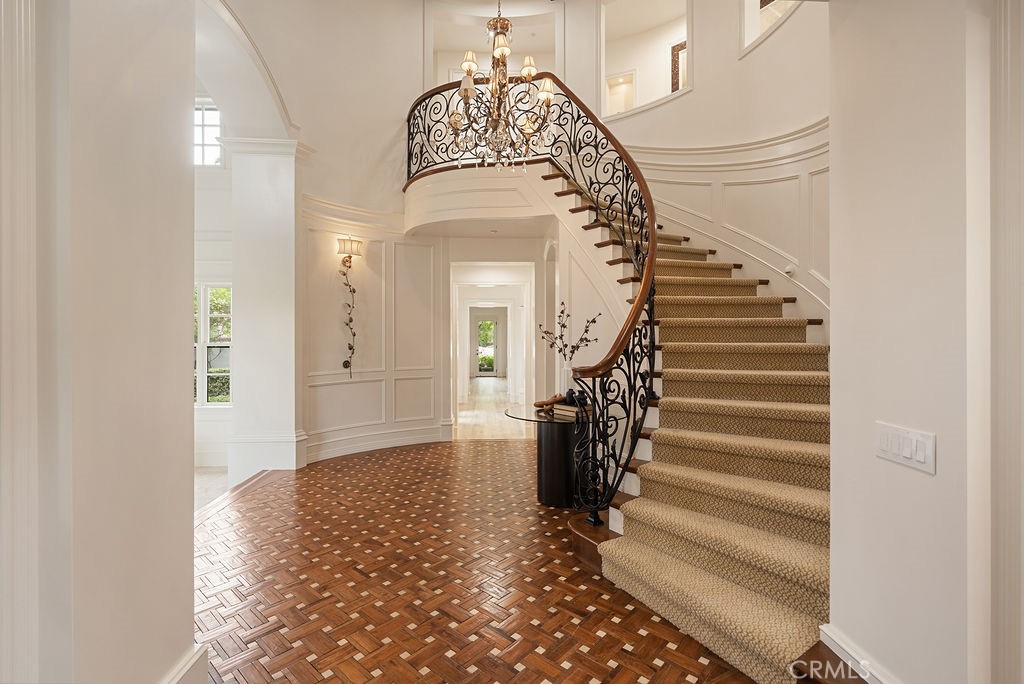 4215 Hidden Oaks