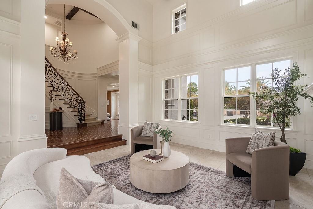4215 Hidden Oaks