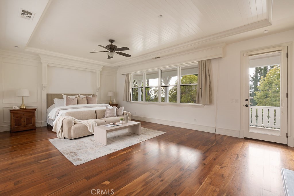 4215 Hidden Oaks